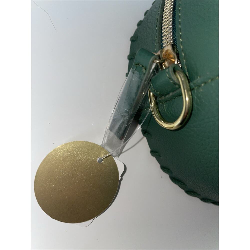Bath & Body Works Round Woven Cosmetics Bag Green With Detachable Strap NWT - Picture 3 of 5